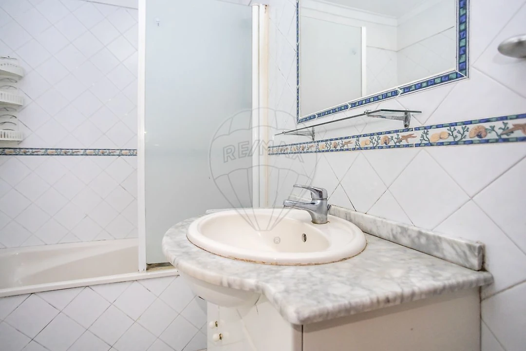 Apartamento T3 para Venda em Quinta do Conde Foto 24