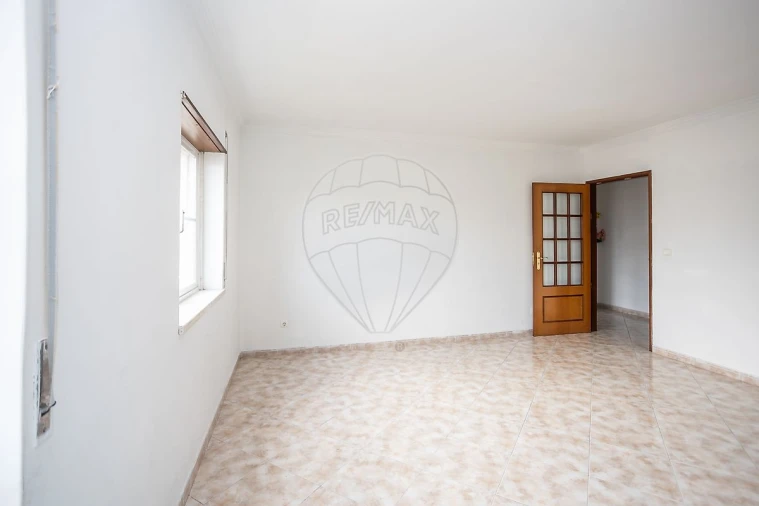 Apartamento T3 para Venda em Quinta do Conde Foto 28