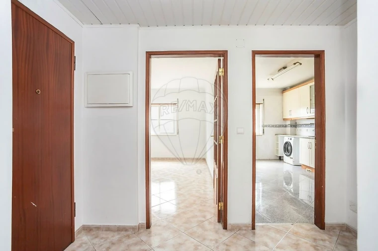 Apartamento T3 para Venda em Quinta do Conde Foto 10