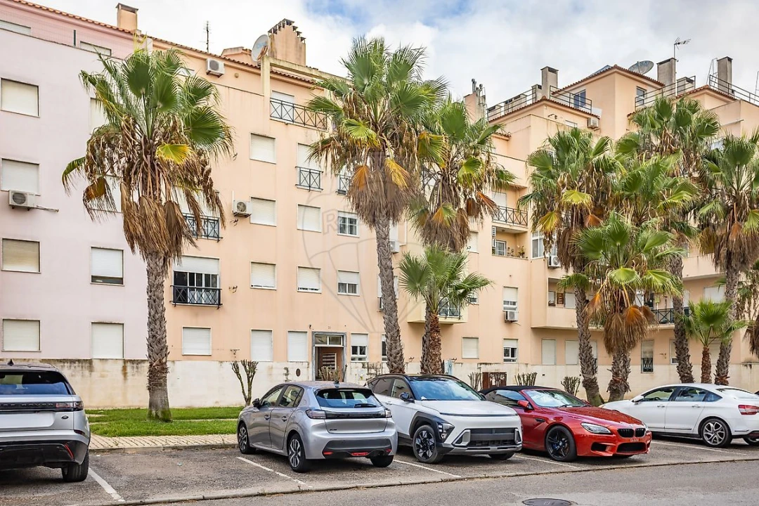 Apartamento T3 para Venda em Quinta do Conde Foto 1