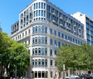 Apartamento T4 para Arrendamento em Santo António