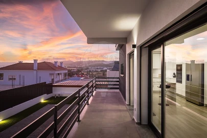 Moradia T4 para Venda em Vialonga