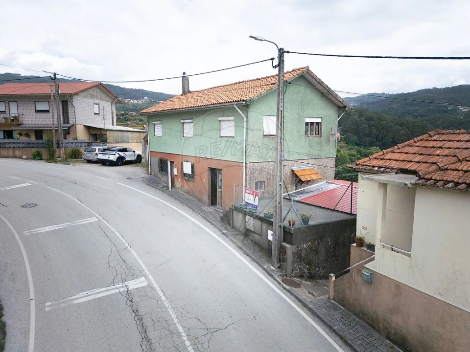 Moradia T3 para Venda em Roge Foto 2
