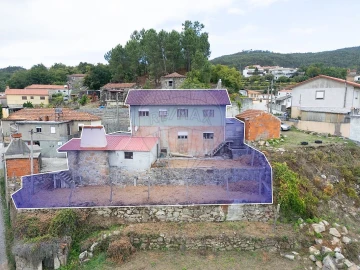 Moradia T3 para Venda em Roge