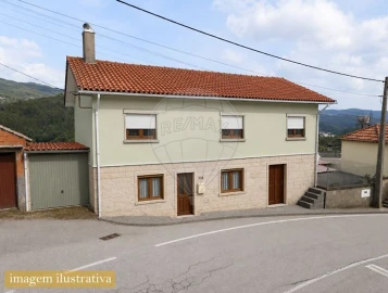 Moradia T3 para Venda em Roge