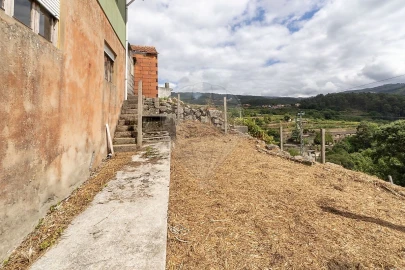 Moradia T3 para Venda em Roge