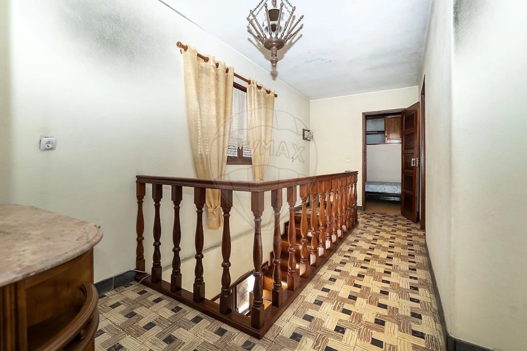 Moradia T3 para Venda em Roge Foto 25