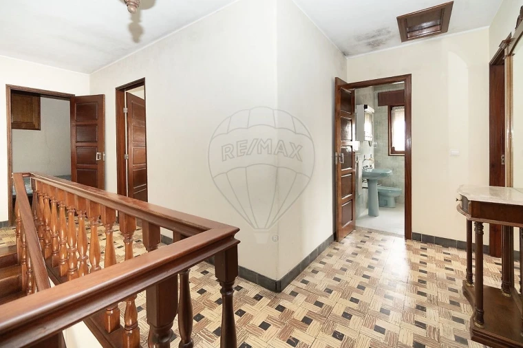 Moradia T3 para Venda em Roge Foto 26