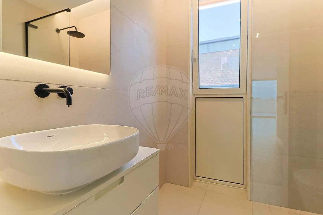 Apartamento T3 para Venda em Glória e Vera Cruz Foto 23