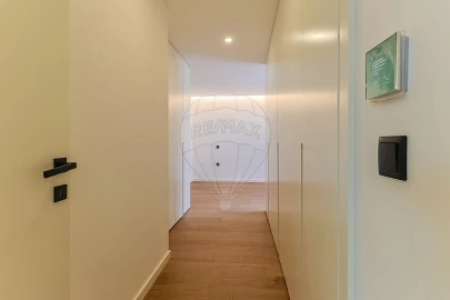 Apartamento T3 para Venda em Glória e Vera Cruz