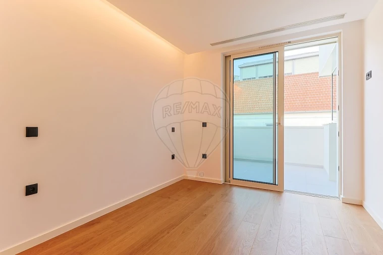Apartamento T3 para Venda em Glória e Vera Cruz Foto 16
