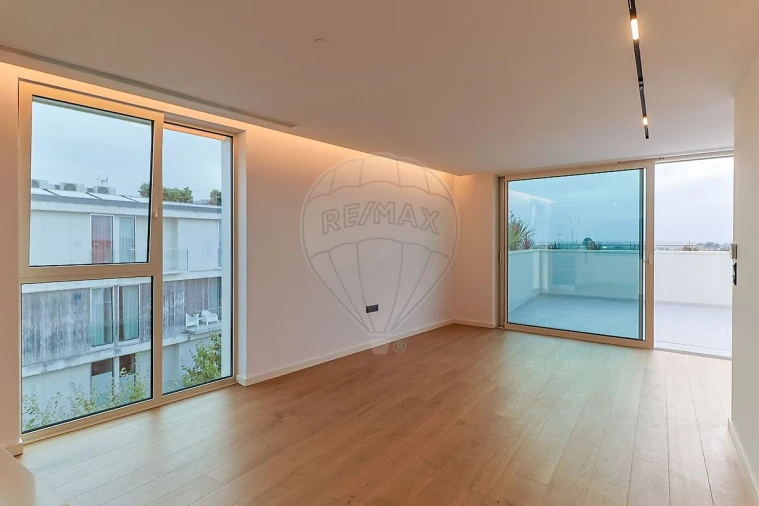 Apartamento T3 para Venda em Glória e Vera Cruz Foto 14