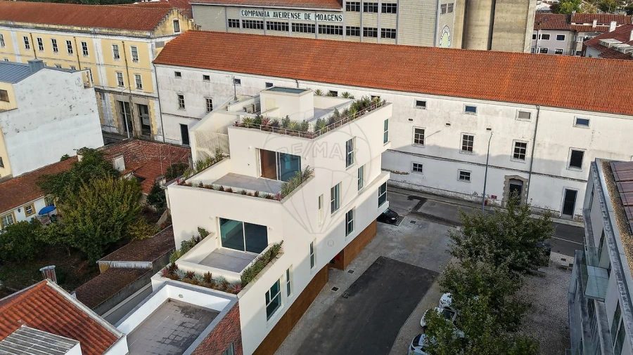 Apartamento T3 para Venda em Glória e Vera Cruz Foto 31
