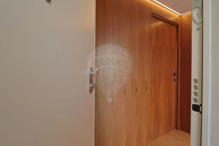 Apartamento T3 para Venda em Glória e Vera Cruz Foto 6