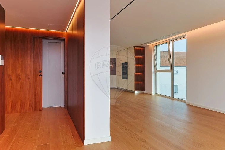 Apartamento T3 para Venda em Glória e Vera Cruz Foto 7