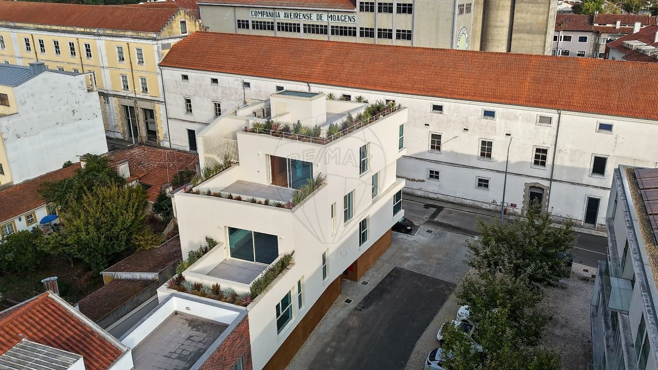 Apartamento T3 para Venda em Glória e Vera Cruz Foto 31