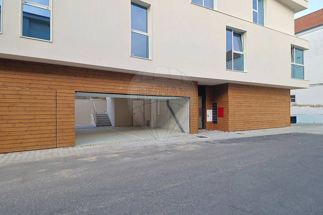 Apartamento T3 para Venda em Glória e Vera Cruz Foto 28