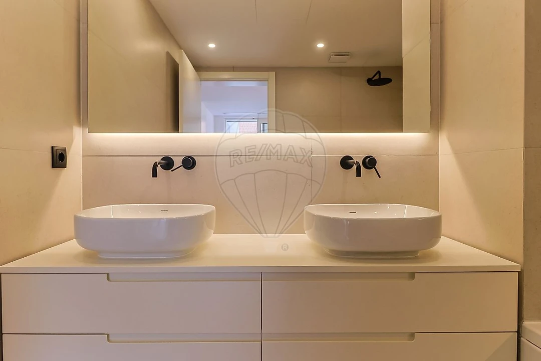 Apartamento T3 para Venda em Glória e Vera Cruz Foto 19