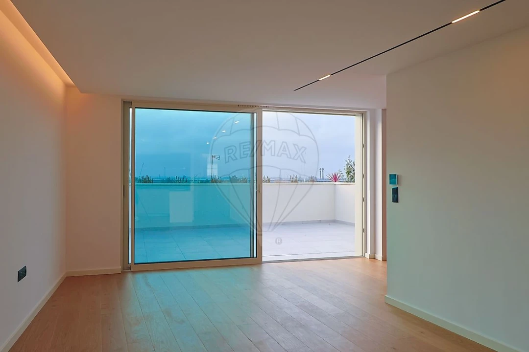 Apartamento T3 para Venda em Glória e Vera Cruz Foto 8