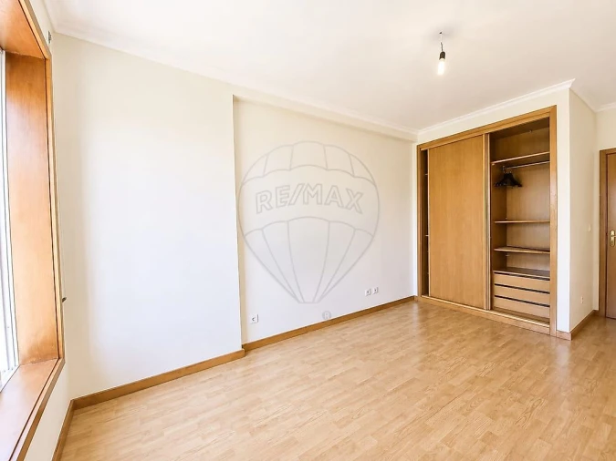 Apartamento T2 para Venda em Madalena Foto 8