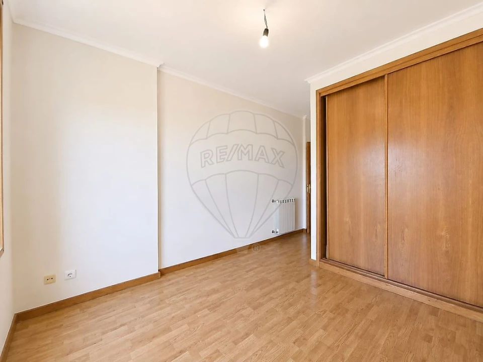 Apartamento T2 para Venda em Madalena Foto 7