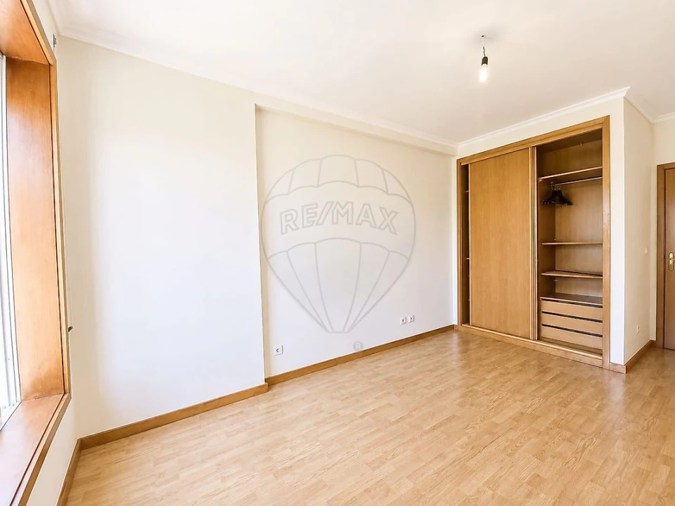 Apartamento T2 para Venda em Madalena Foto 8