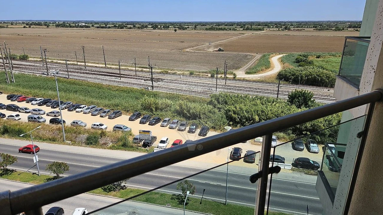 Apartamento T1 para Arrendamento em Azambuja Foto 19