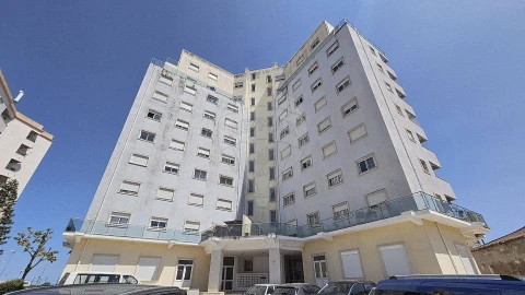 Apartamento T1 para Arrendamento em Azambuja