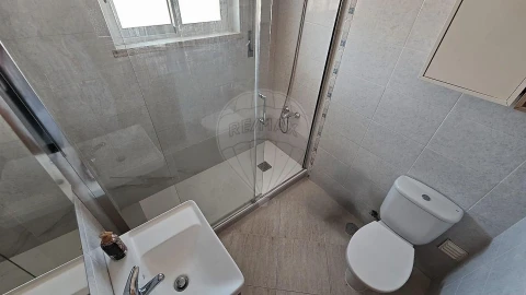Apartamento T1 para Arrendamento em Azambuja