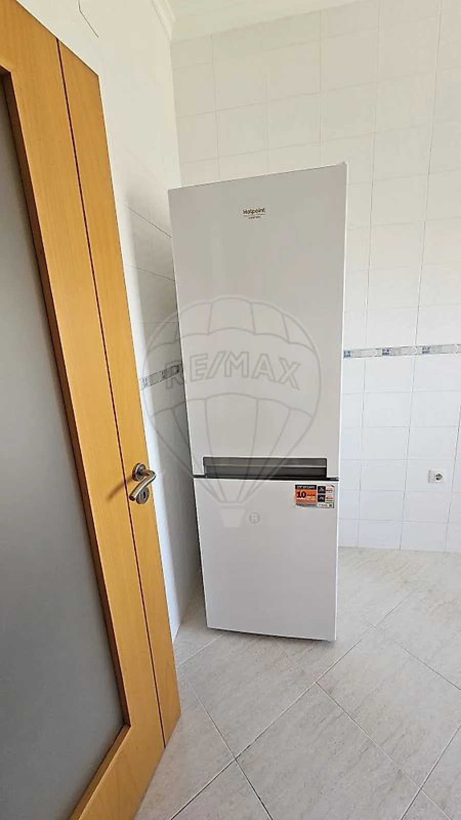 Apartamento T1 para Arrendamento em Azambuja Foto 6