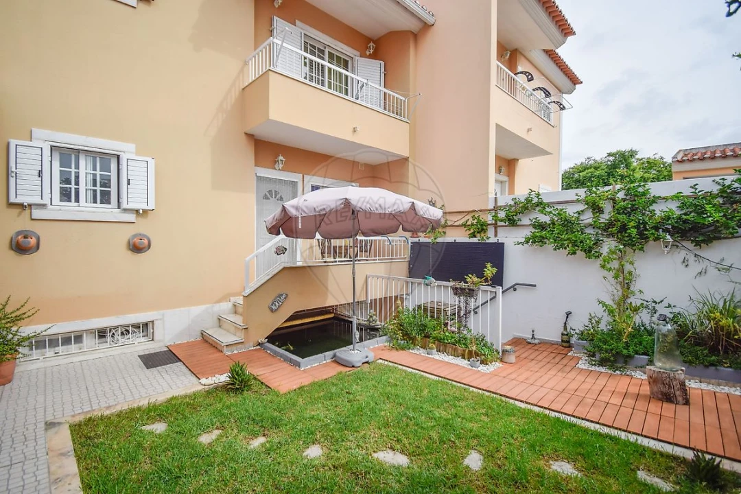 Moradia T3 para Venda em São Domingos de Rana Foto 41