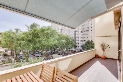 Apartamento T1 para Arrendamento em Algés, Linda-A-Velha e Cruz Quebrada-Dafundo