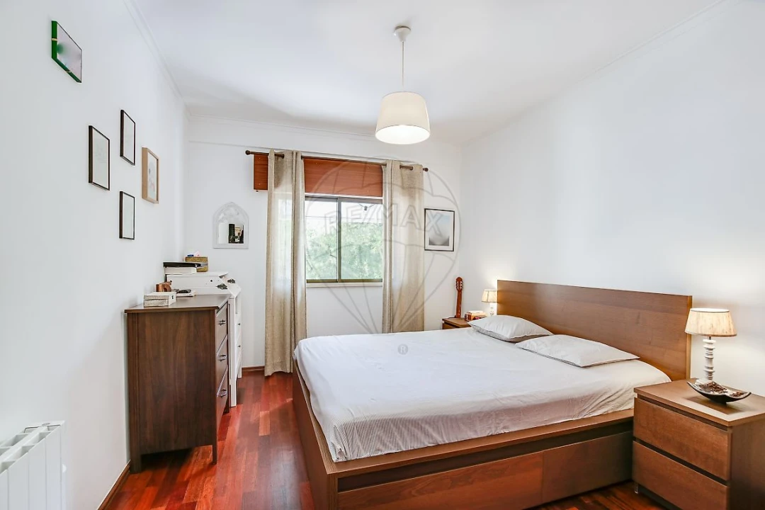 Apartamento T1 para Arrendamento em Algés, Linda-A-Velha e Cruz Quebrada-Dafundo Foto 9