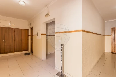 Apartamento T3 para Venda em Benedita