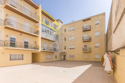 Apartamento T3 para Venda em Benedita