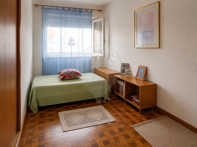 Apartamento T3 para Venda em Agualva e Mira-Sintra Foto 2