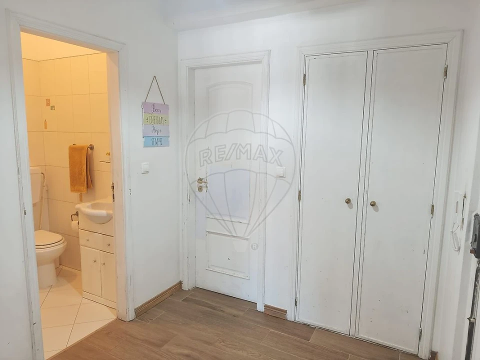 Apartamento T2 para Venda em Águas Livres Foto 10