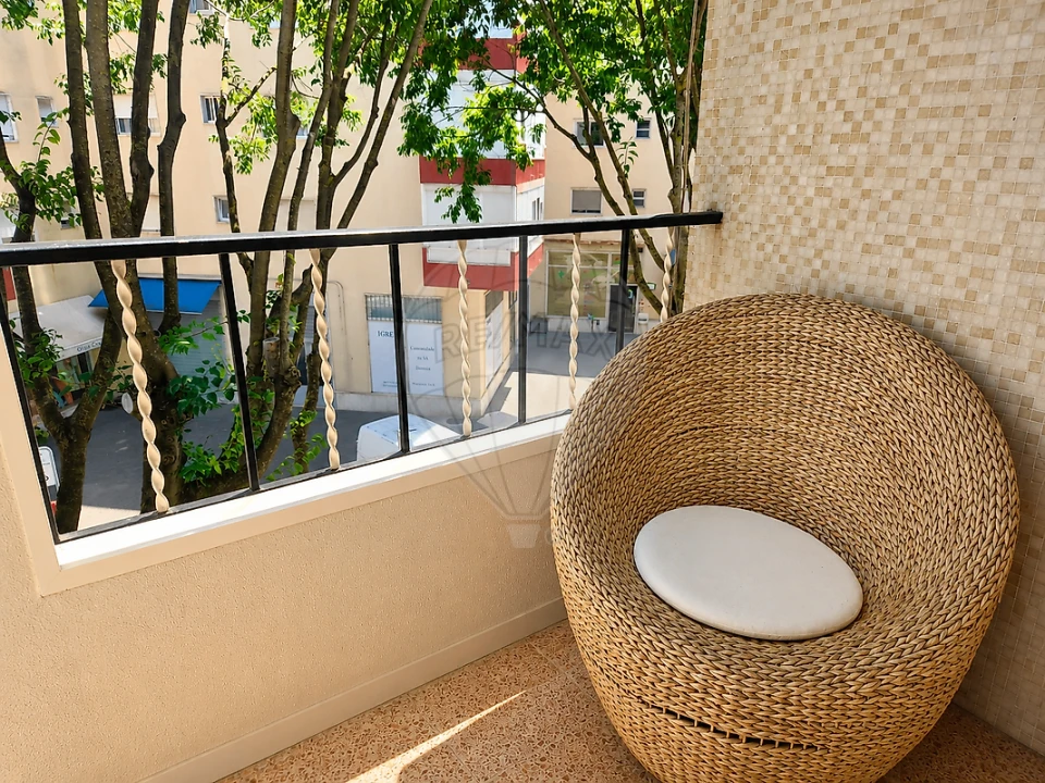 Apartamento T2 para Venda em Águas Livres Foto 6