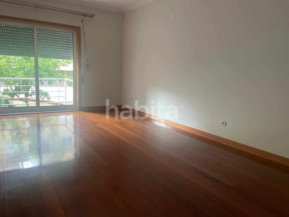 Apartamento T2 para Venda em Alfena Foto 16