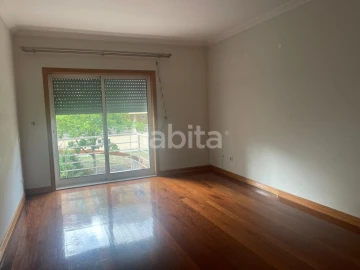 Apartamento T2 para Venda em Alfena