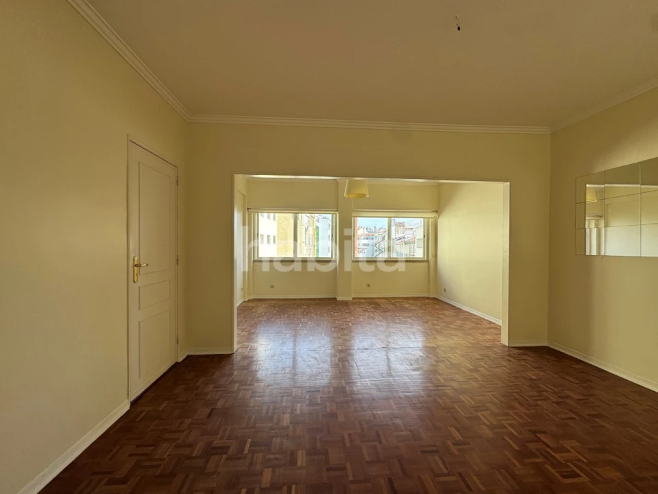 Apartamento T2 para Arrendamento em Arroios Foto 1