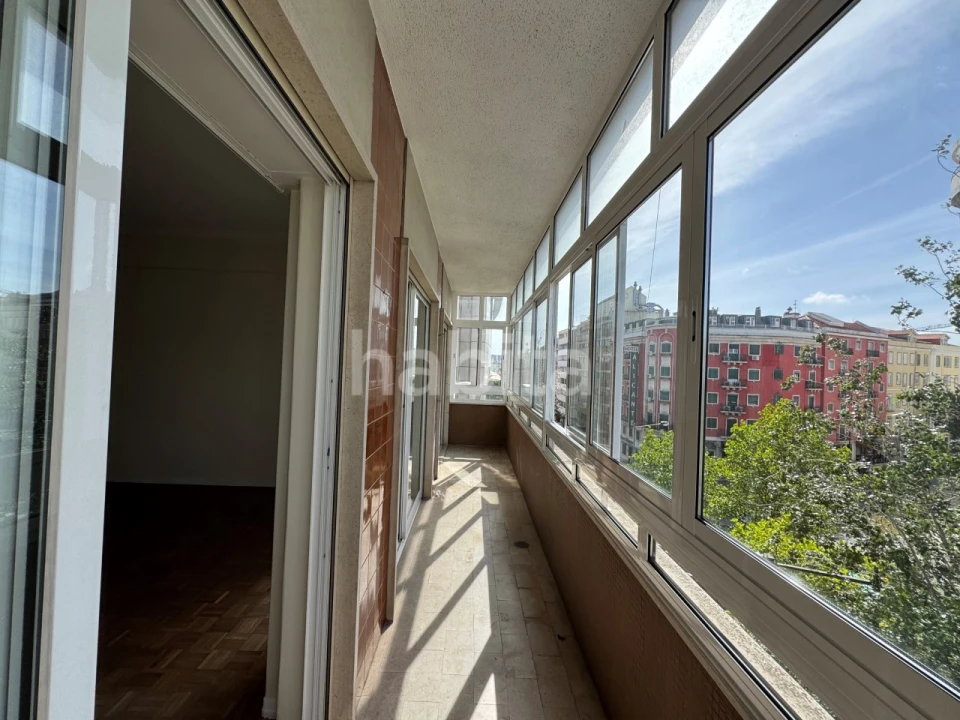 Apartamento T2 para Arrendamento em Arroios Foto 5