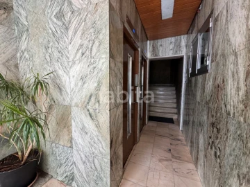 Apartamento T2 para Arrendamento em Arroios