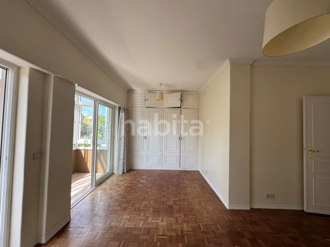Apartamento T2 para Arrendamento em Arroios Foto 3