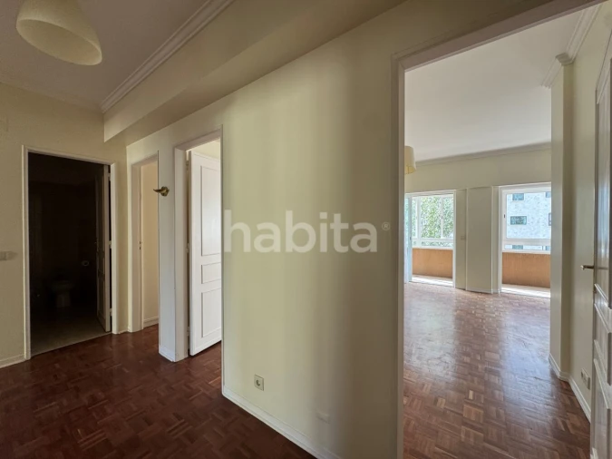 Apartamento T2 para Arrendamento em Arroios Foto 9