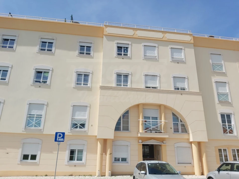 Apartamento T2 para Arrendamento em Sines Foto 1