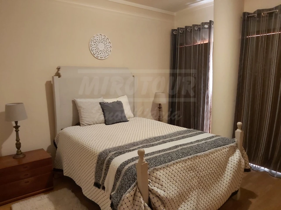 Apartamento T2 para Arrendamento em Sines Foto 4