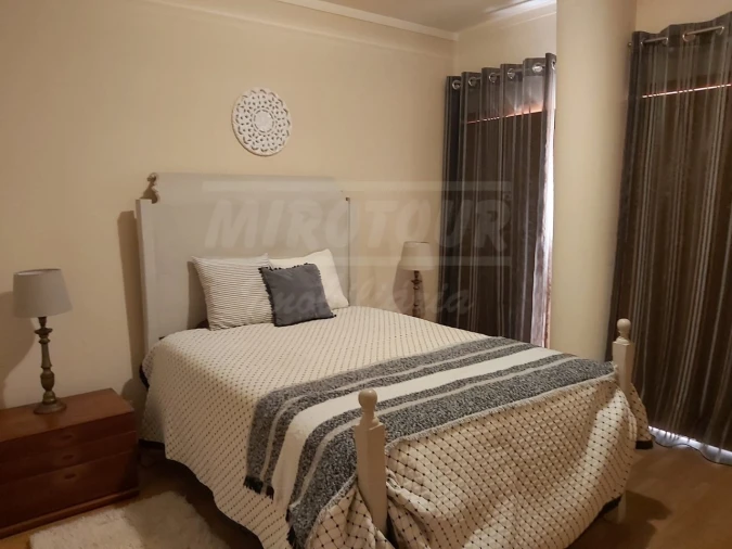 Apartamento T2 para Arrendamento em Sines Foto 4