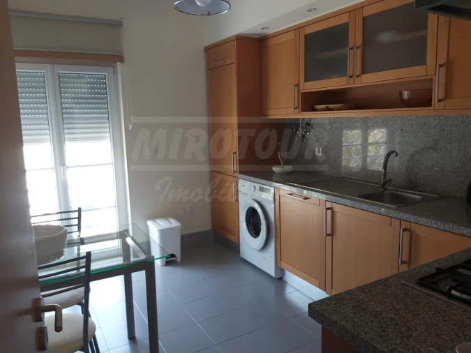 Apartamento T2 para Arrendamento em Sines Foto 11