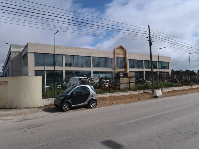 Armazém para Venda em Quinta do Anjo Foto 5